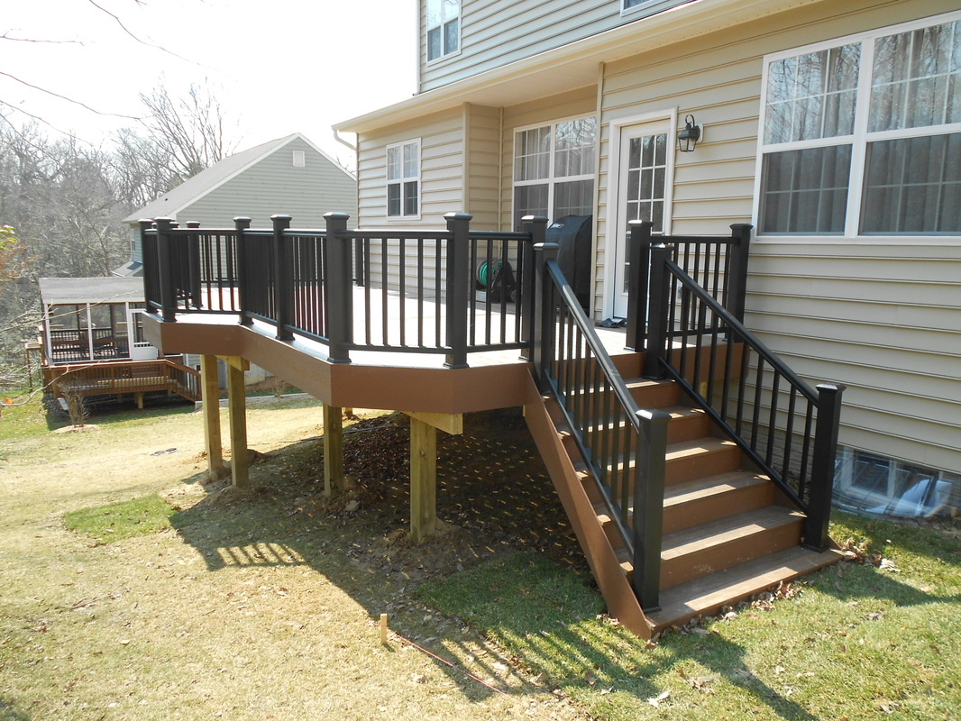 Choosing the Right Balcony Decking Builder